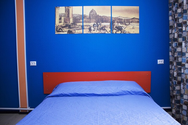 Room 7 of 38