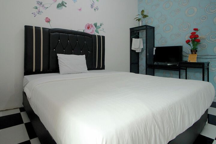 Room 15 of 22