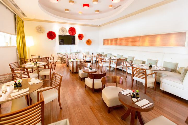 Dining 106 of 164