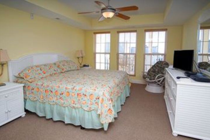 Room 6 of 21