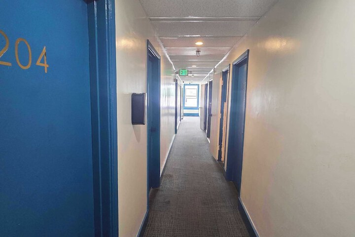 Room 67 of 91