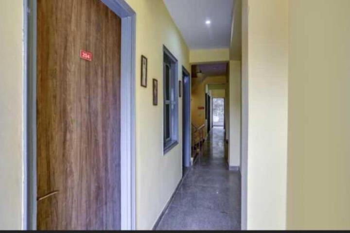 Hotel O Yeti Inn Hotel Near Appu Ghar