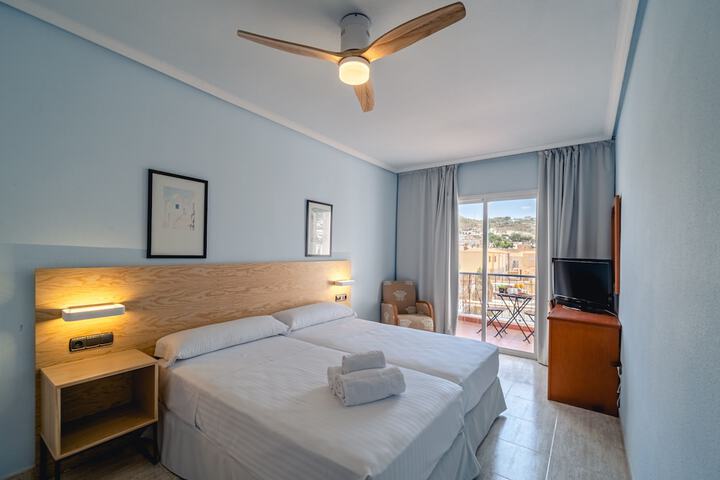 Room 7 of 26