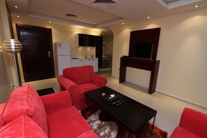 Room 11 of 29