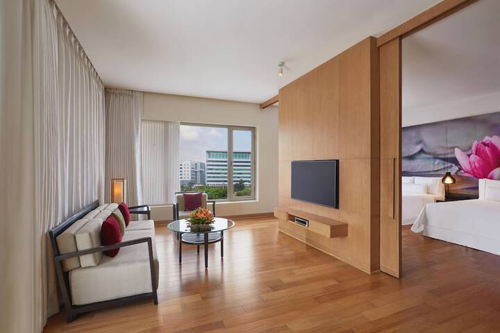 Room 30 of 117
