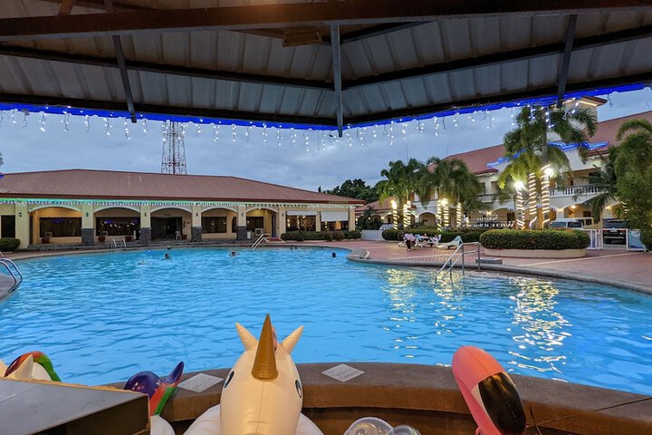 Pool 105 of 199
