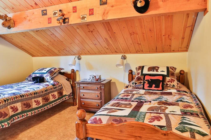 Room 3 of 15