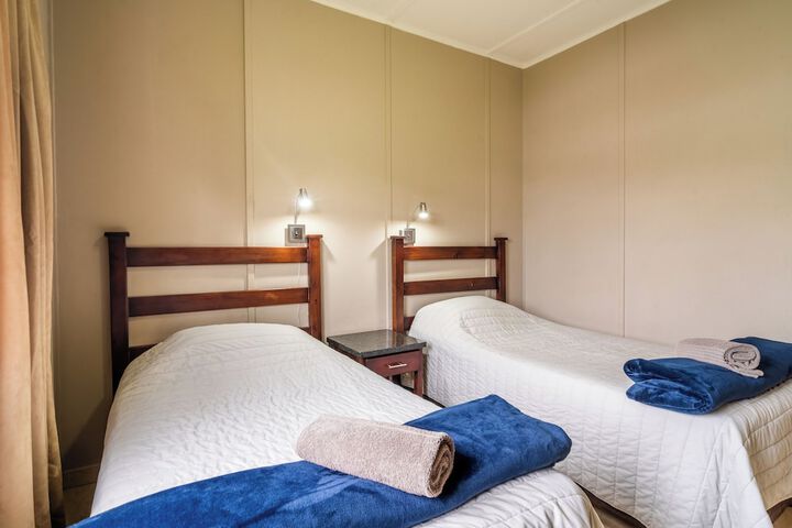 Room 25 of 197