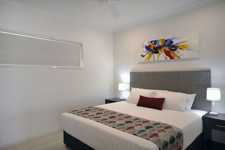 Room 3 of 38