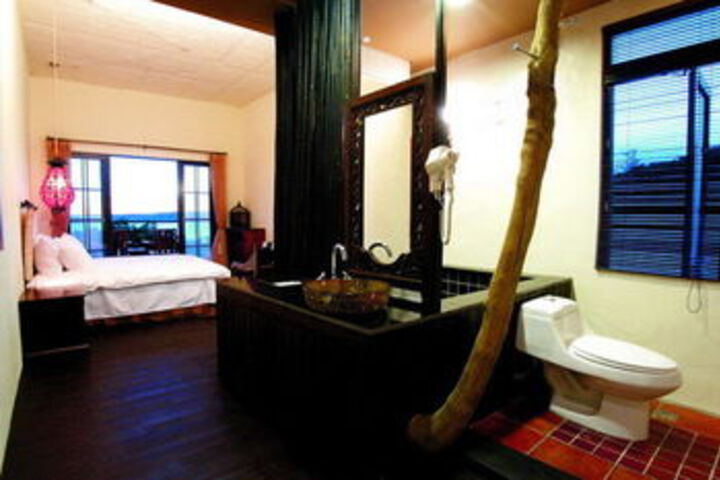Room 5 of 35