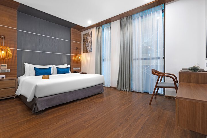 Room 38 of 203