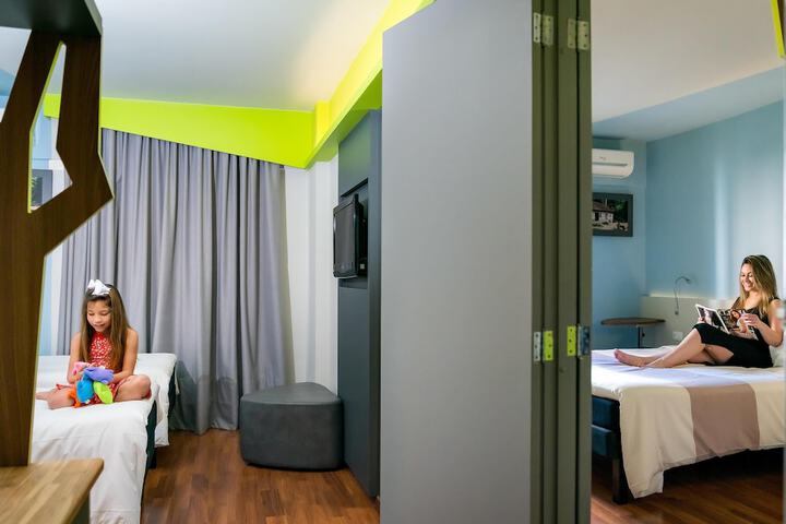 Room 26 of 48
