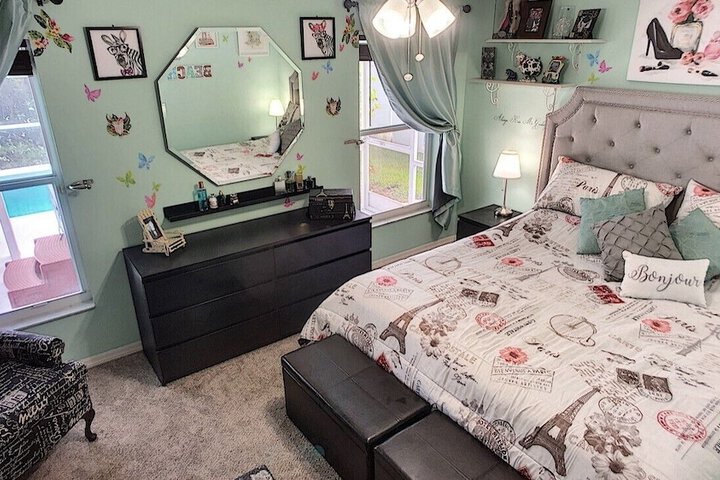 Room 12 of 47