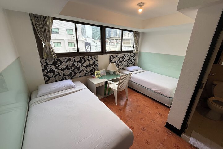 Room 20 of 65