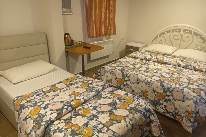 Room 47 of 125