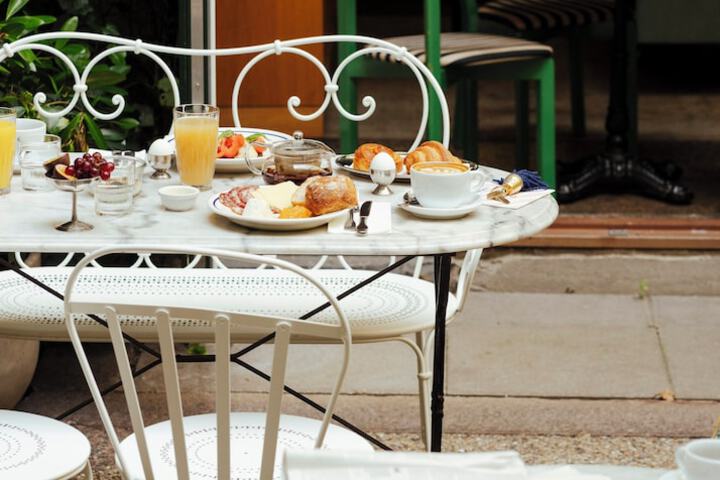 Breakfast/Coffee Service 36 of 47