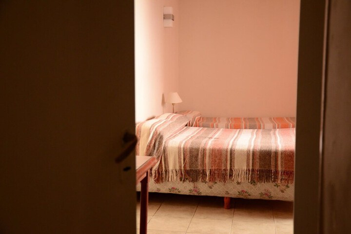 Room 9 of 17