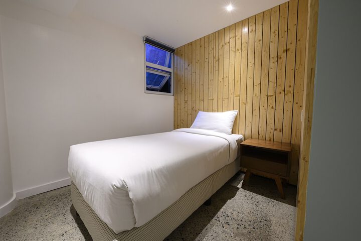 Room 13 of 72