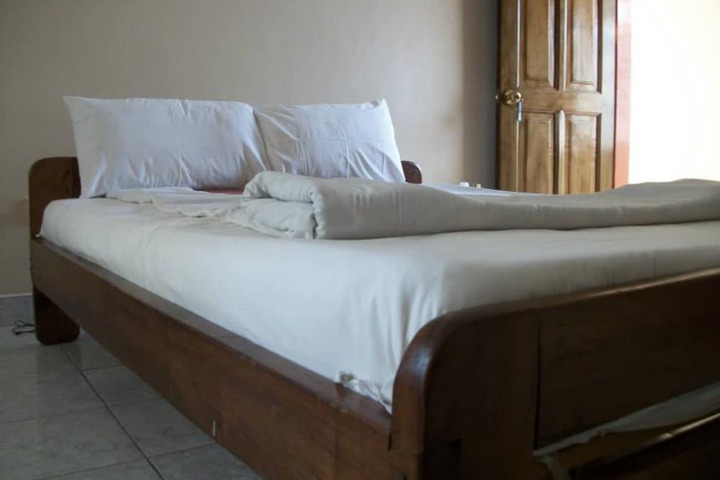 Room 2 of 20