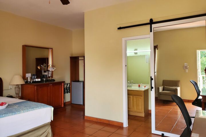 Room 40 of 139