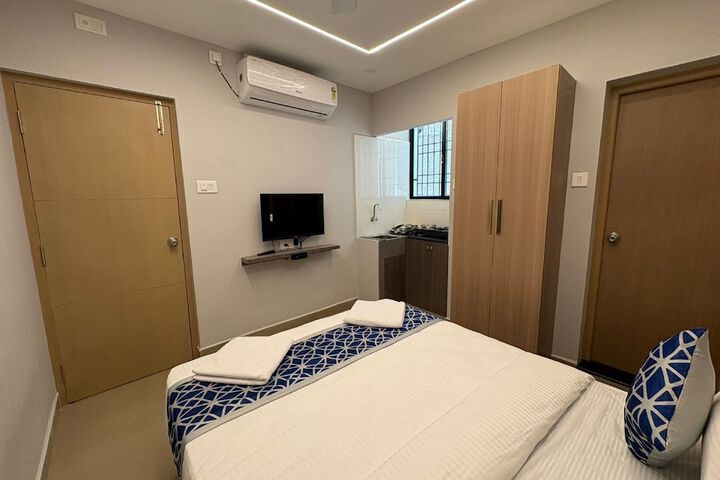Room 9 of 49