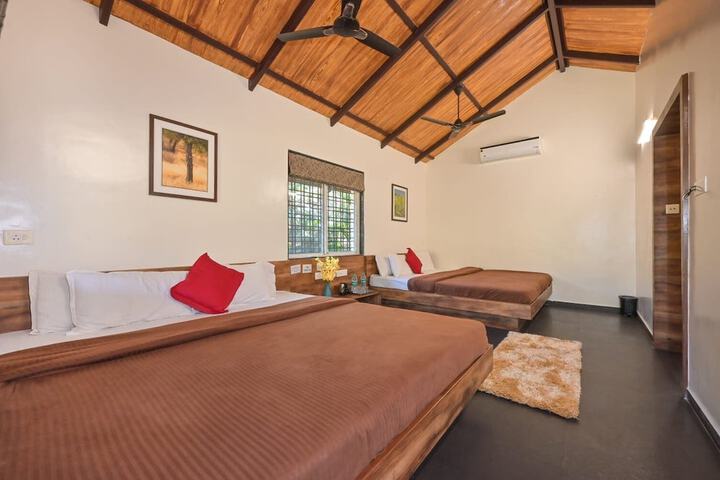 Room 7 of 22