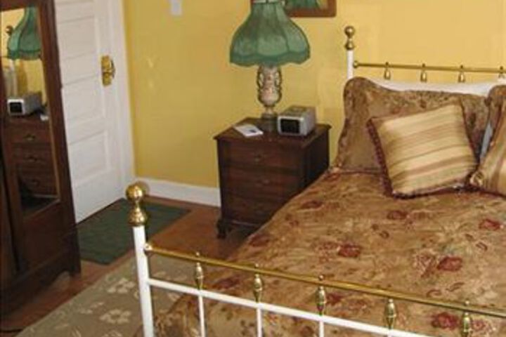 Room 5 of 24
