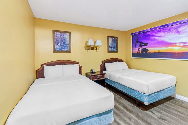 Room 9 of 22