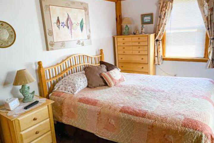 Mermaid Cottage in Dennis, MA