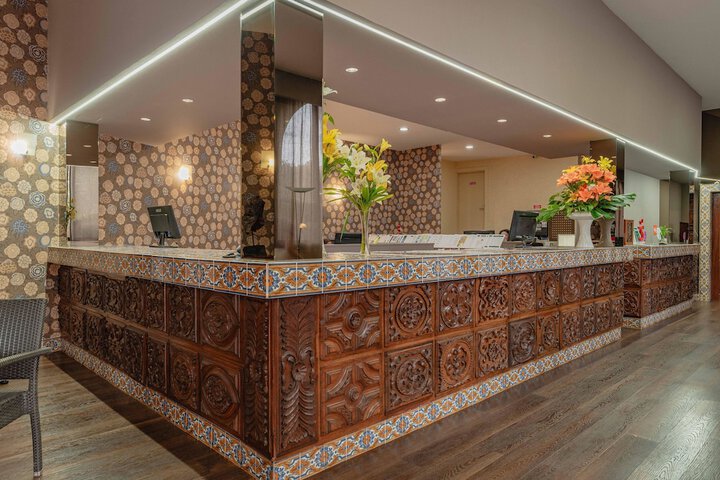 Hotel Lobby