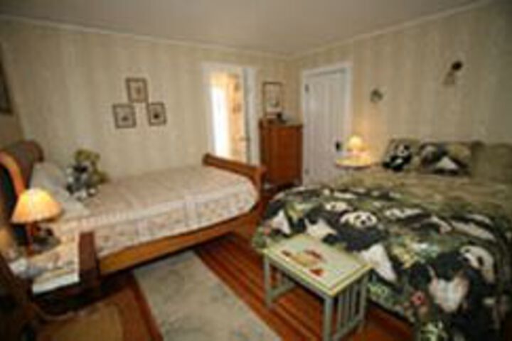 Room 12 of 20