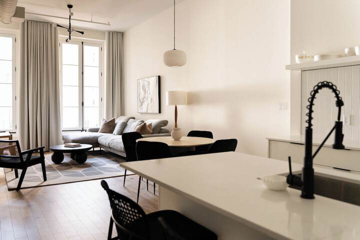 Room 26 of 80