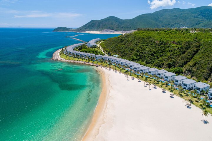 Exterior of Vinpearl Resort Nha Trang