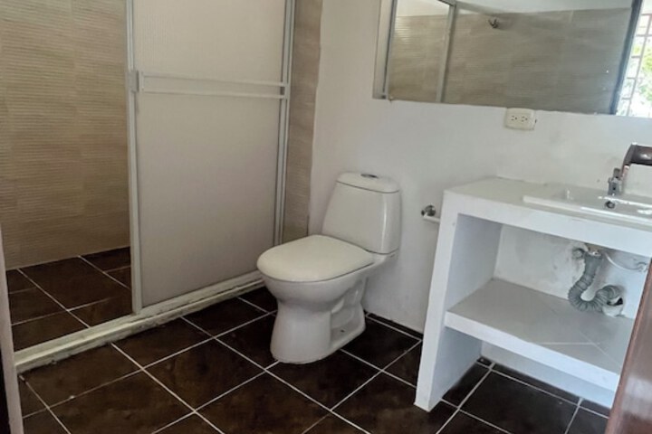 Room 14 of 27