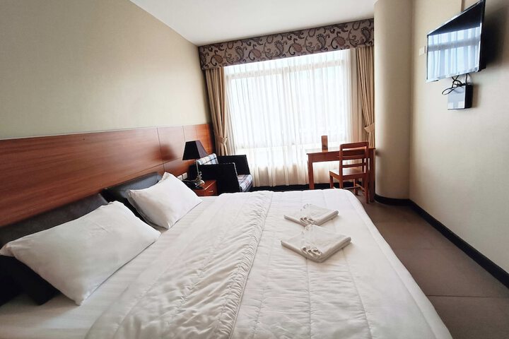 Room 44 of 73