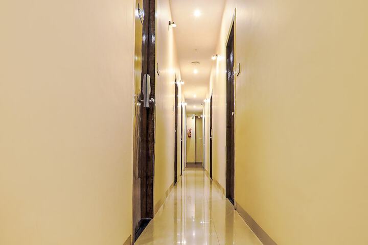 Hotel Interior 6 of 23