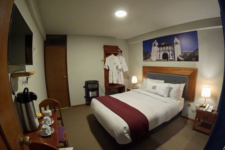Room 7 of 20