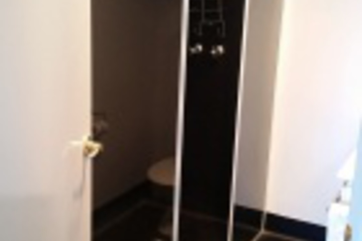 Room 354 of 384