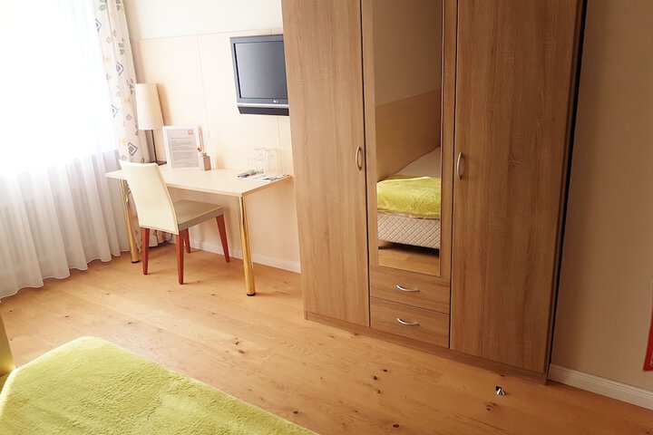 Room 36 of 51