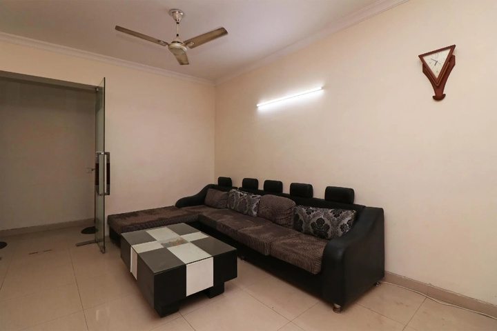 Room 2 of 5