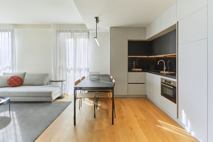 Room 16 of 36