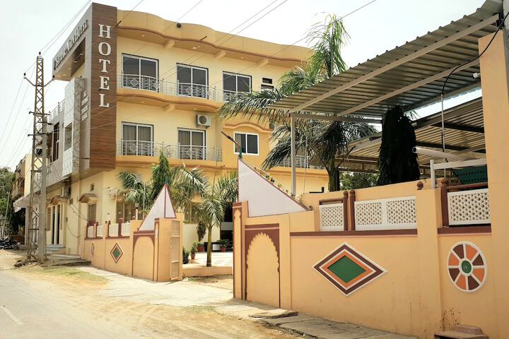 Hotel 37 of 39