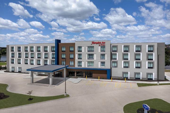 Photo of Hampton Inn by Hilton East Peoria