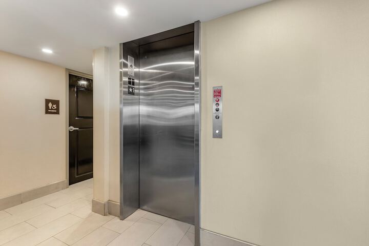 Elevator