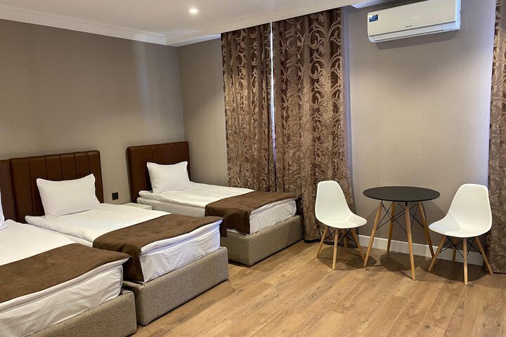 Room 7 of 44