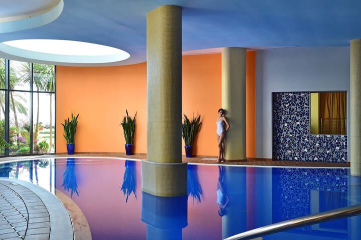 Pool 153 of 411