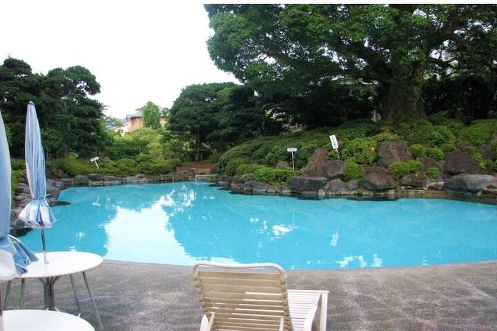 Hotel Pool