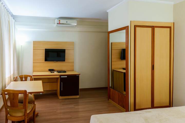Room 13 of 47