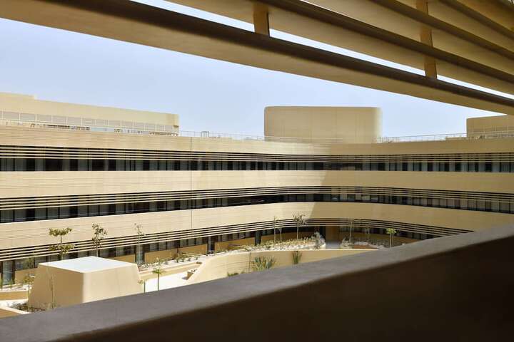 Room 6 of 125