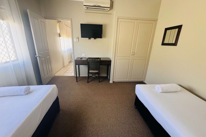 Room 22 of 46